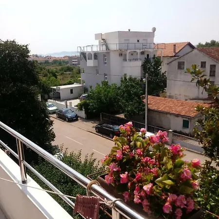 Mira * Zadar